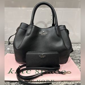 Kate spade
Dumpling Large
Satchel K8134 with matching Wallet